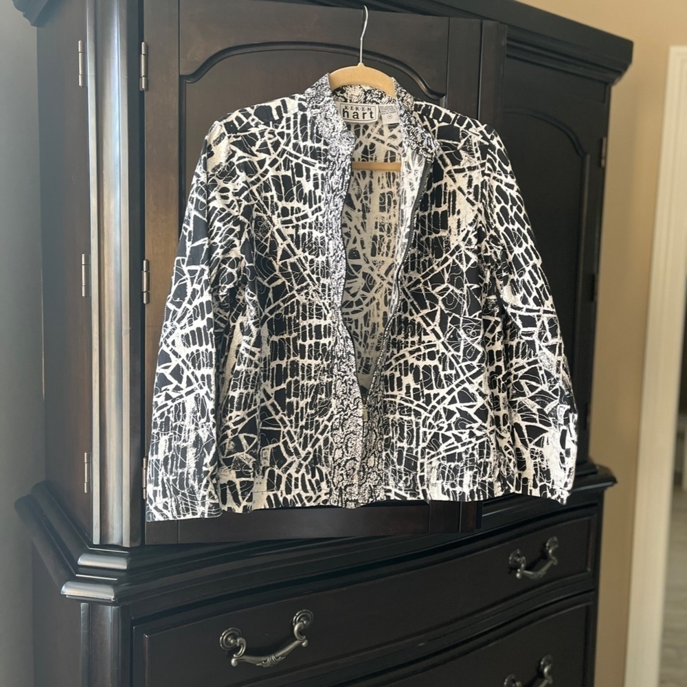 Keren Hart Jacket - Picture 2 of 7
